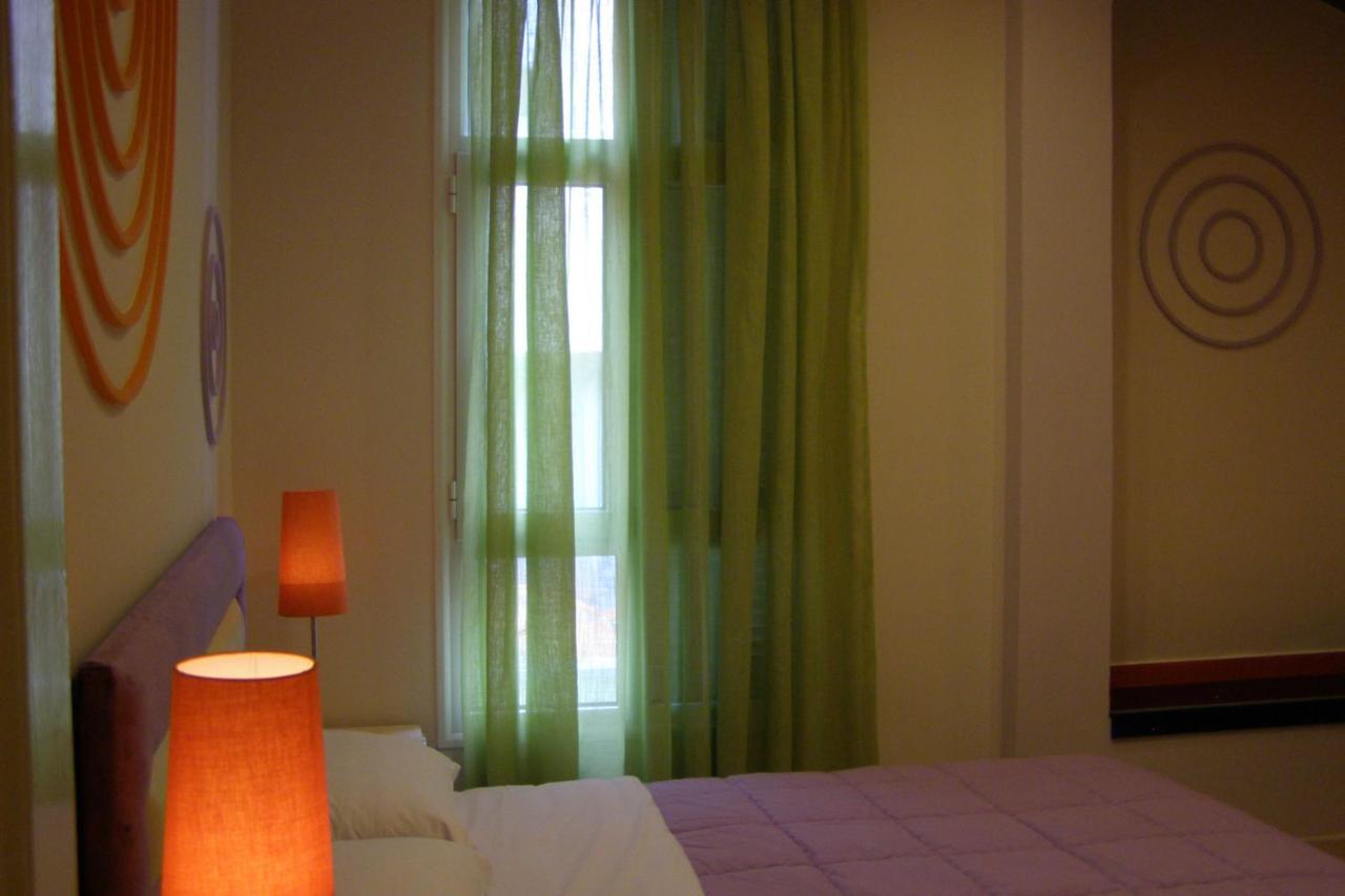 Room "Frog" In A Neoclasical House Kastoria Buitenkant foto