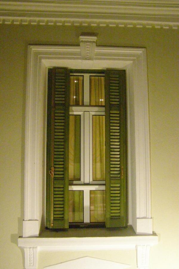 Room "Frog" In A Neoclasical House Kastoria Buitenkant foto